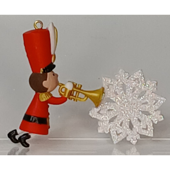 2024 Hallmark Keepsake Terrific Trumpet Miniature Ornament - Picture 4 of 5